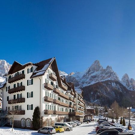 Th San Martino - Majestic Dolomiti Hotel ซานมาร์ตีโนดีกัสตรอสซา ภายนอก รูปภาพ