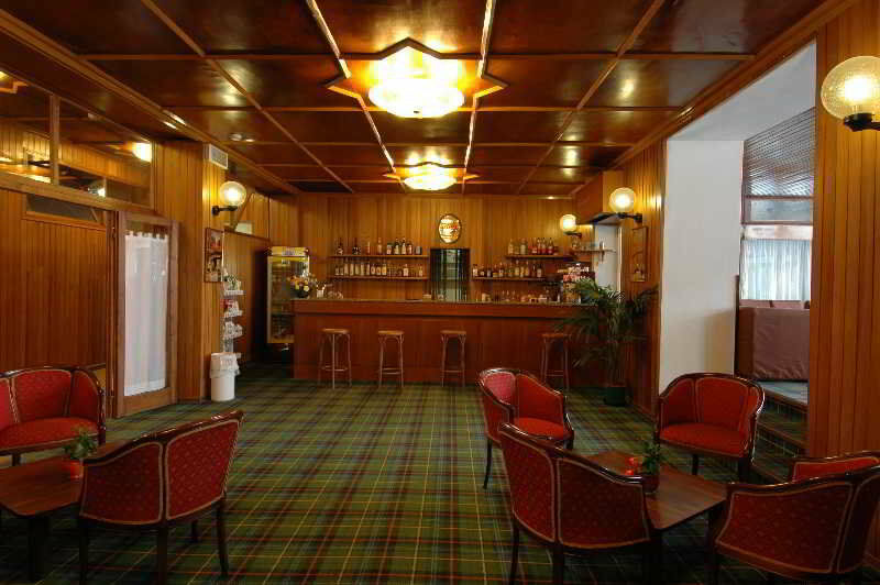 Th San Martino - Majestic Dolomiti Hotel ซานมาร์ตีโนดีกัสตรอสซา ภายนอก รูปภาพ