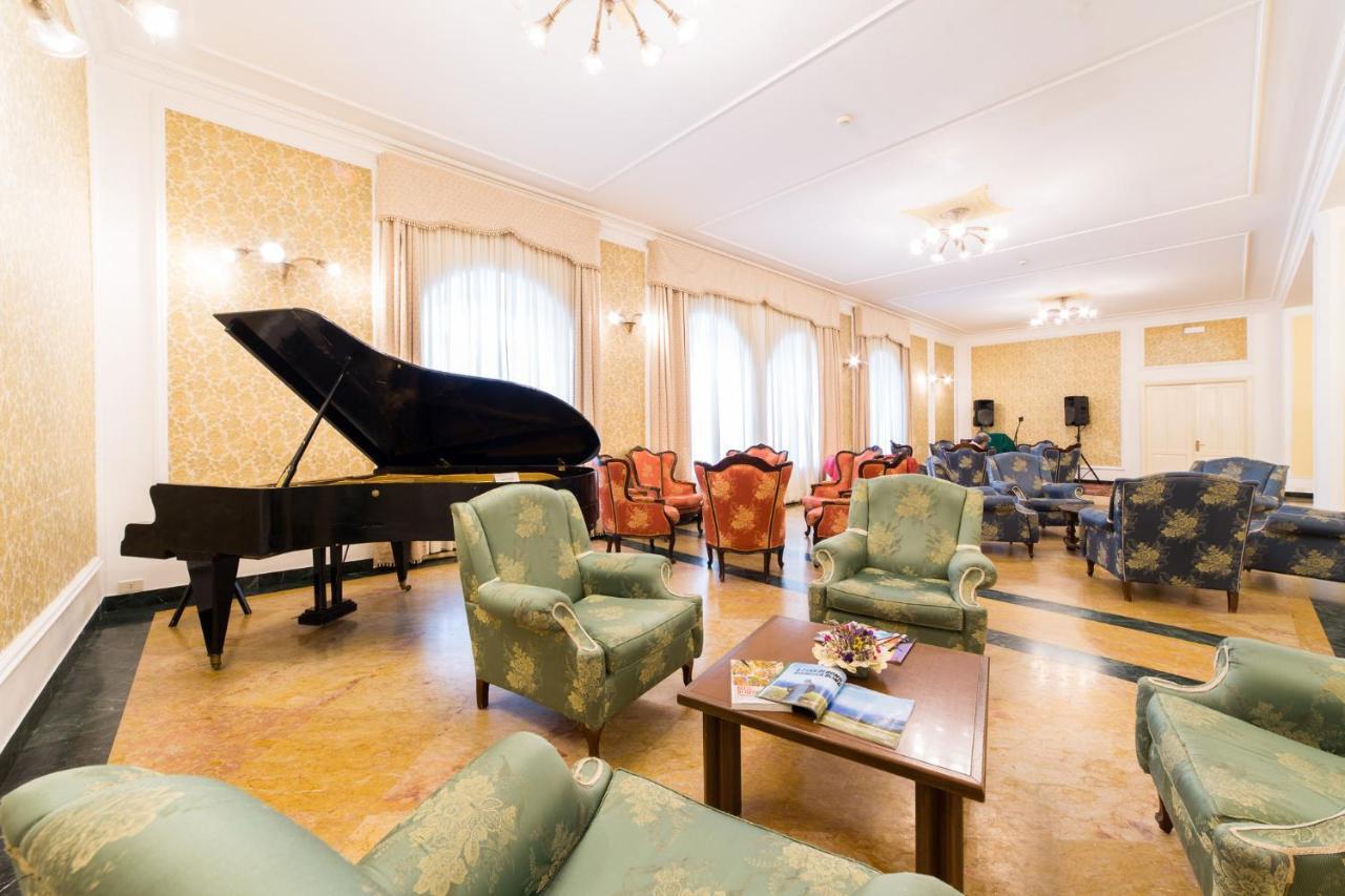 Th San Martino - Majestic Dolomiti Hotel ซานมาร์ตีโนดีกัสตรอสซา ภายนอก รูปภาพ